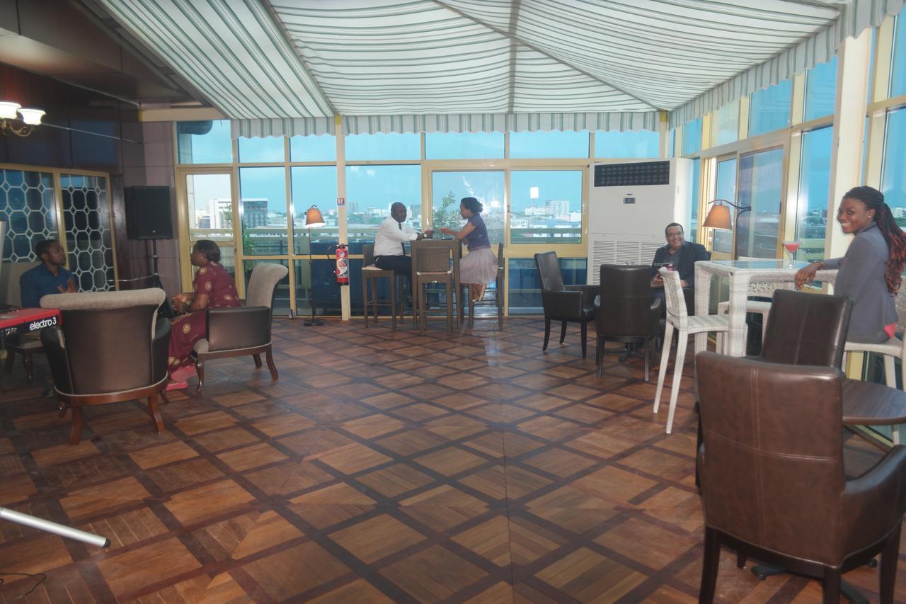 Noubou International Hotel Ντουάλα Εξωτερικό φωτογραφία