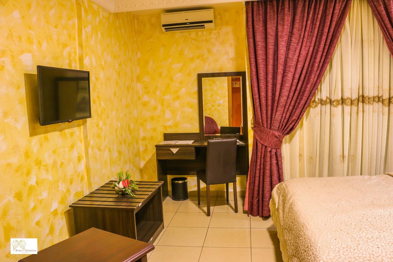 Noubou International Hotel Ντουάλα Εξωτερικό φωτογραφία